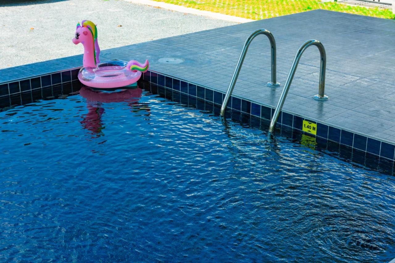 Oyo 533 Runya Poolvilla Prachuap Khiri Khan Exterior foto