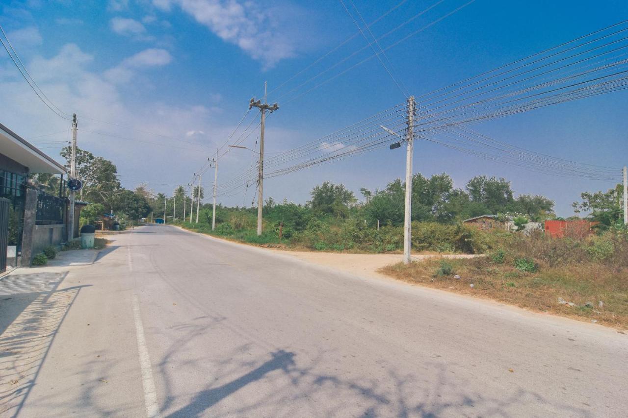 Oyo 533 Runya Poolvilla Prachuap Khiri Khan Exterior foto